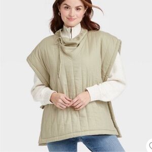 Universal Thread Women's Light Tan Quilted Poncho